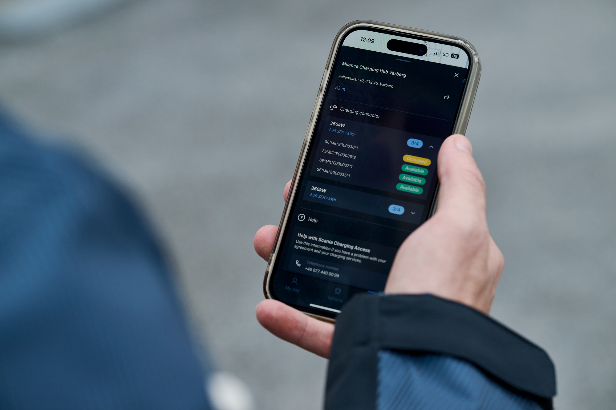 scania digitala services i app på telefon