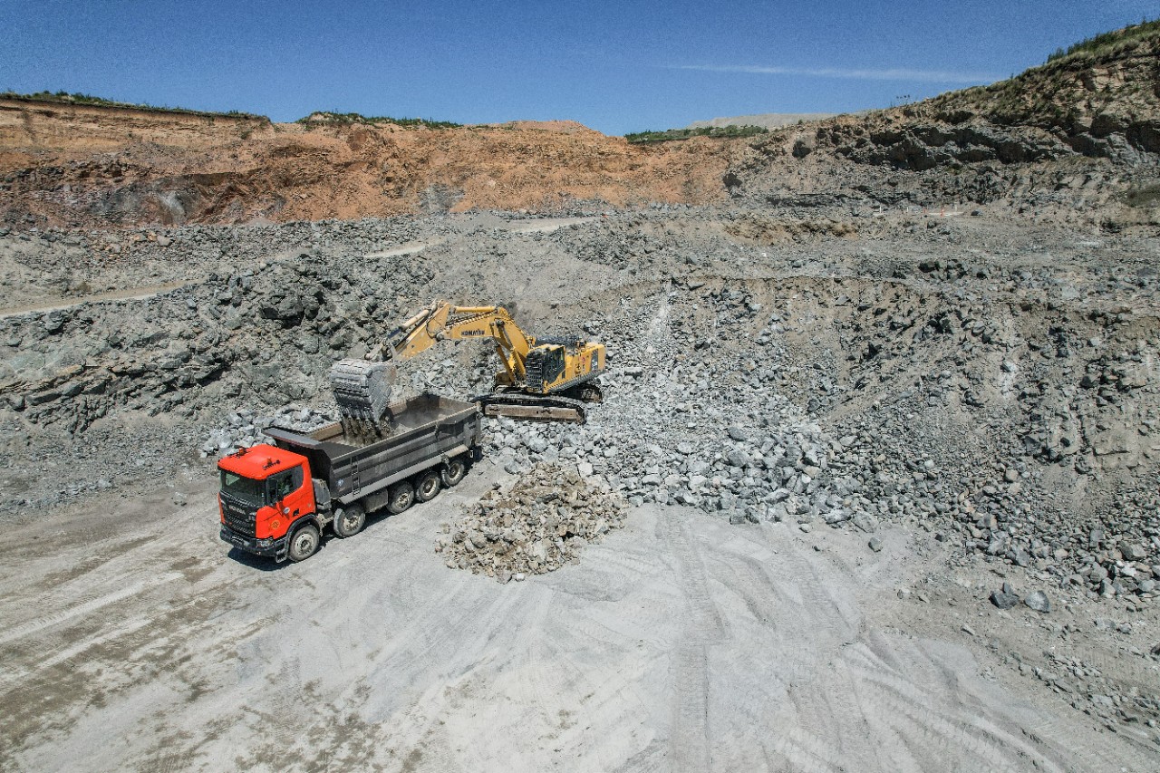 Minería dentro de la mina