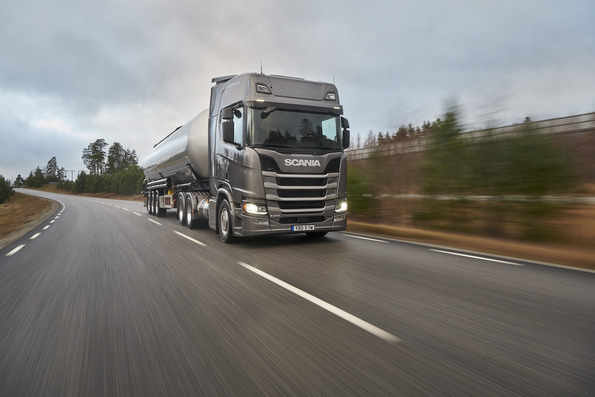 Scania R 410 LNG/LBG 6x2.