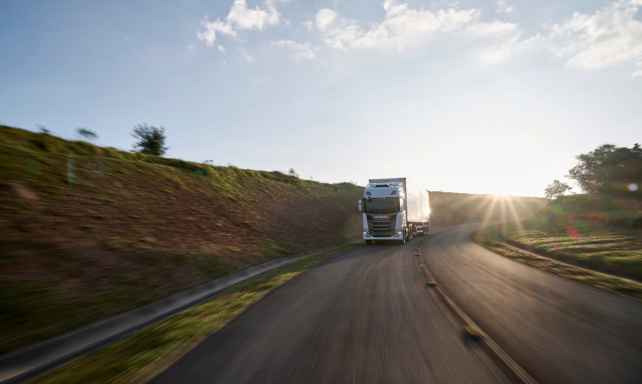 高速道路の R シリーズ