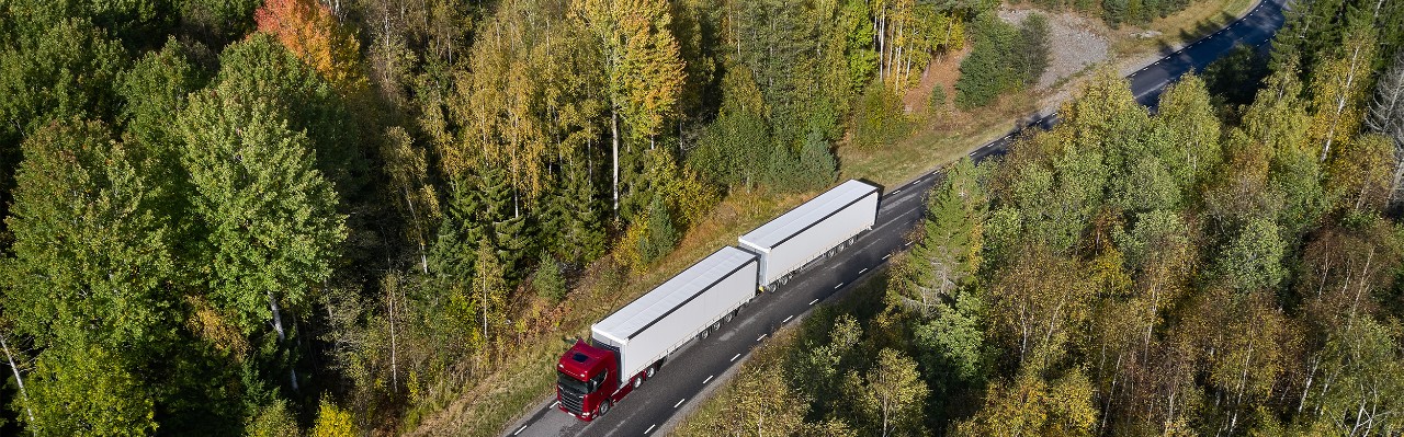  Truck op een weg