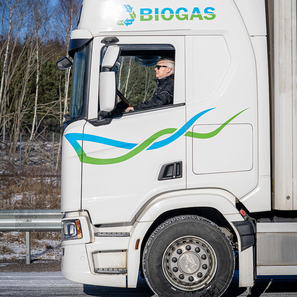 Biogas lastbil på väg